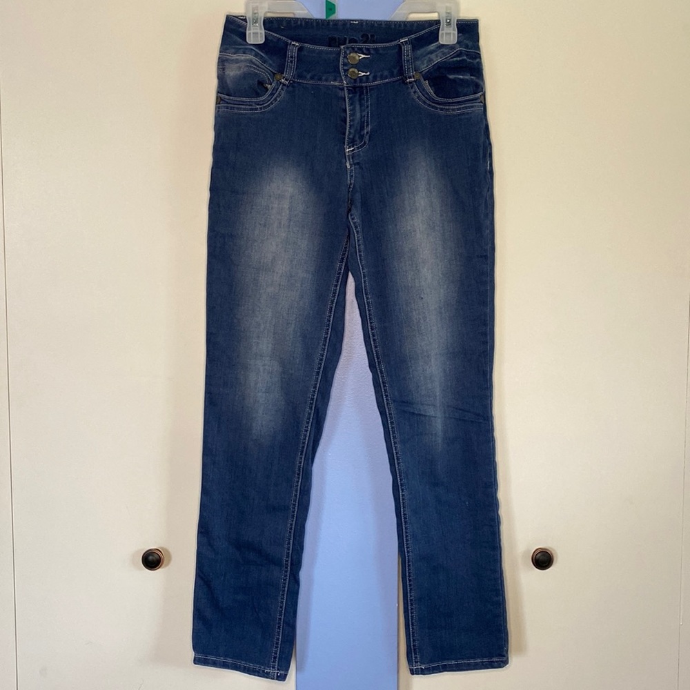 Rue21 mid rise skinny denim jeans. 7/8 R size.